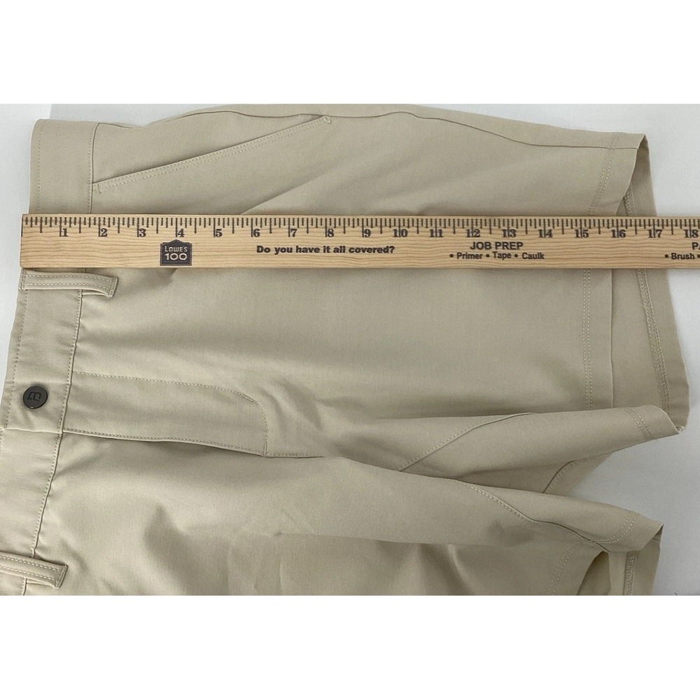 BYLT Premium Basics Everyday Shorts Mens Golf Bone Off-White Size 33 - Picture 7 of 8
